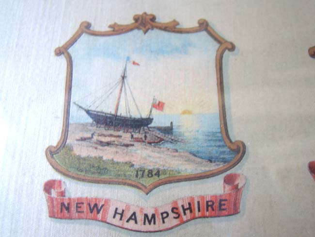 A FABULOUS PRINTED SILK DEPICTION OF THE COATS OF ARMS OF THE ORIGINAL 13 STATES circa 1895 — image 10